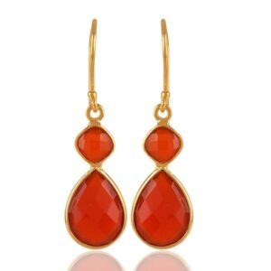 Gold-plated carnelian dangle earrings with faceted stones in a timeless design main view