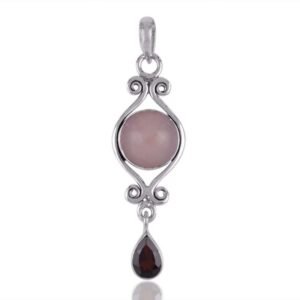 Silver pendant with rose quartz and garnet gemstone in vintage design main view