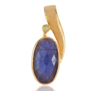 Gold-plated labradorite pendant with peridot accent, elegant gemstone jewelry main view