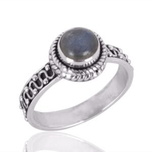 Handcrafted Labradorite sterling silver ring with vintage-inspired design, perfect for boho-chic jewelry lovers main view